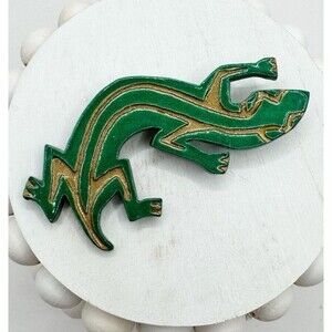 Vtg Green Gold Lizard Brooch Pin Artist Signed DL Resin Kitschy Animal jewelry